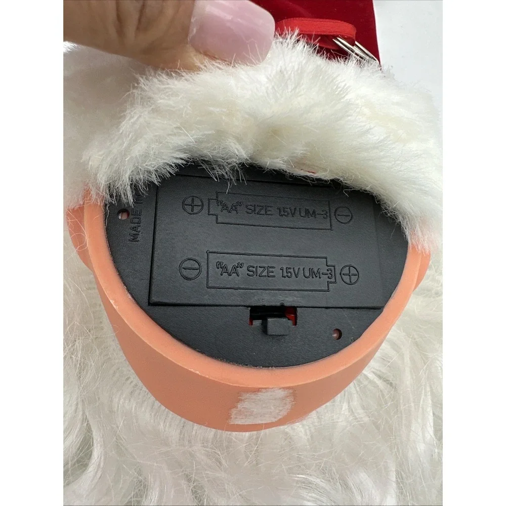 Santa Claus Musical Greeter Motion‎ Activated Plays 24 Christmas Songs Working